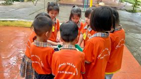 Ảnh trường MN Tam Hưng A đi thăm trang trại vạn an