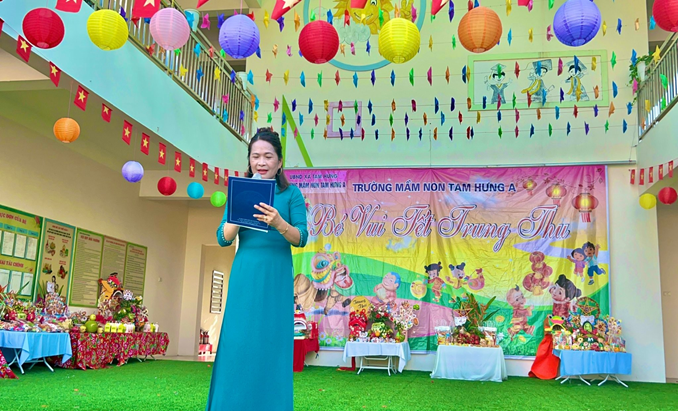 Trường mầm non Tam Hưng A tổ chức vui Tết trung thu năm 2025 cho học sinh
